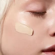 Mádara Skinonym Matt hatású alapozó peptidekkel - Porcelain #10 (30 ml)