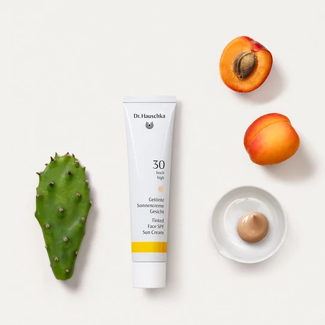 Dr. Hauschka Színezett arcápoló napozókrém SPF30 (40 ml)