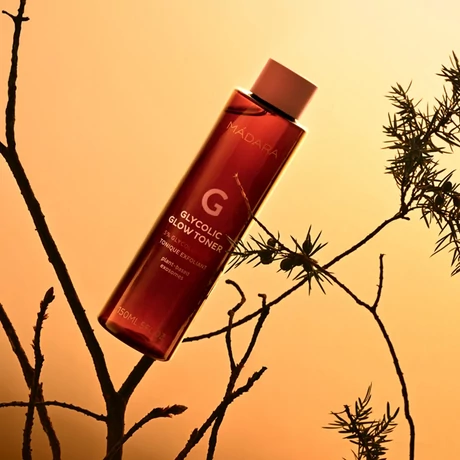 MÁDARA Glycolic Glow Glikolsavas arctonik (150 ml)