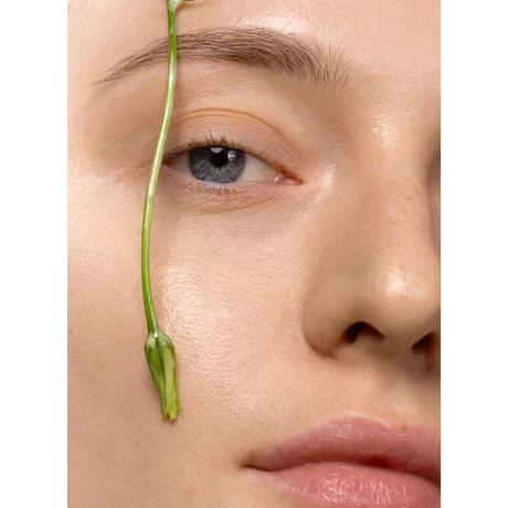 Mádara Hydra Glow Ragyogó peptid szérum (30 ml)