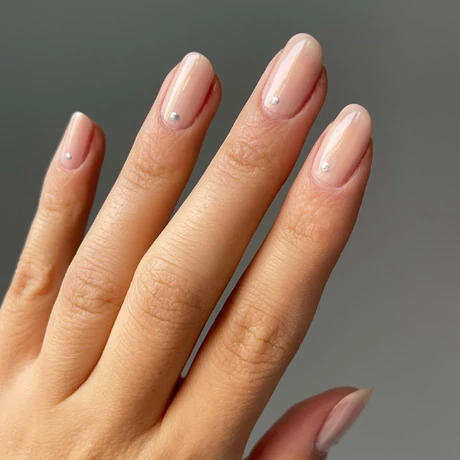Nailberry Lélegző körömlakk -A Touch of Powder (15 ml)