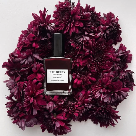 Nailberry Lélegző körömlakk - Noirberry (15 ml)