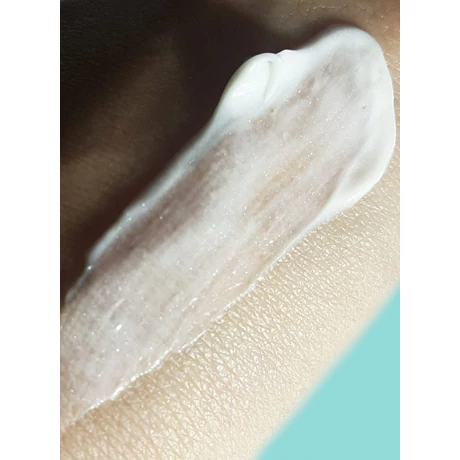 Pure White Ragyogást Adó Arckrém selyemproteinnel, gyöngyházfénnye
